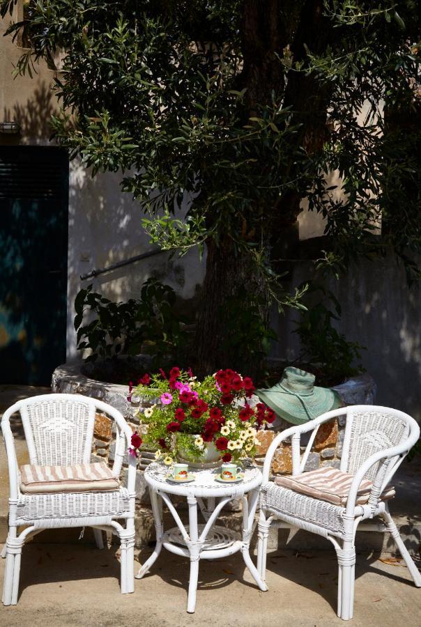 Bella View Apartment Skiathos Town Exterior photo